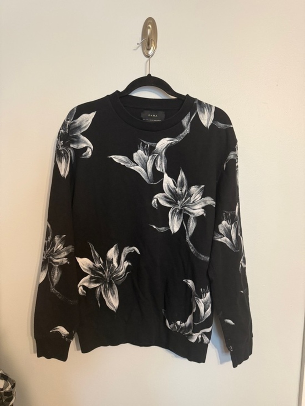 Zara Men’s Crew Neck Large Black & White Botanical Print 100% Cotton Sweatshirt